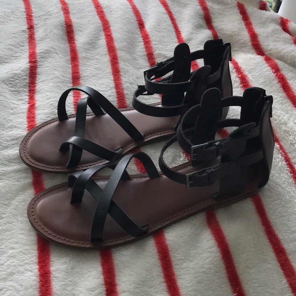 Black strappy Sandals